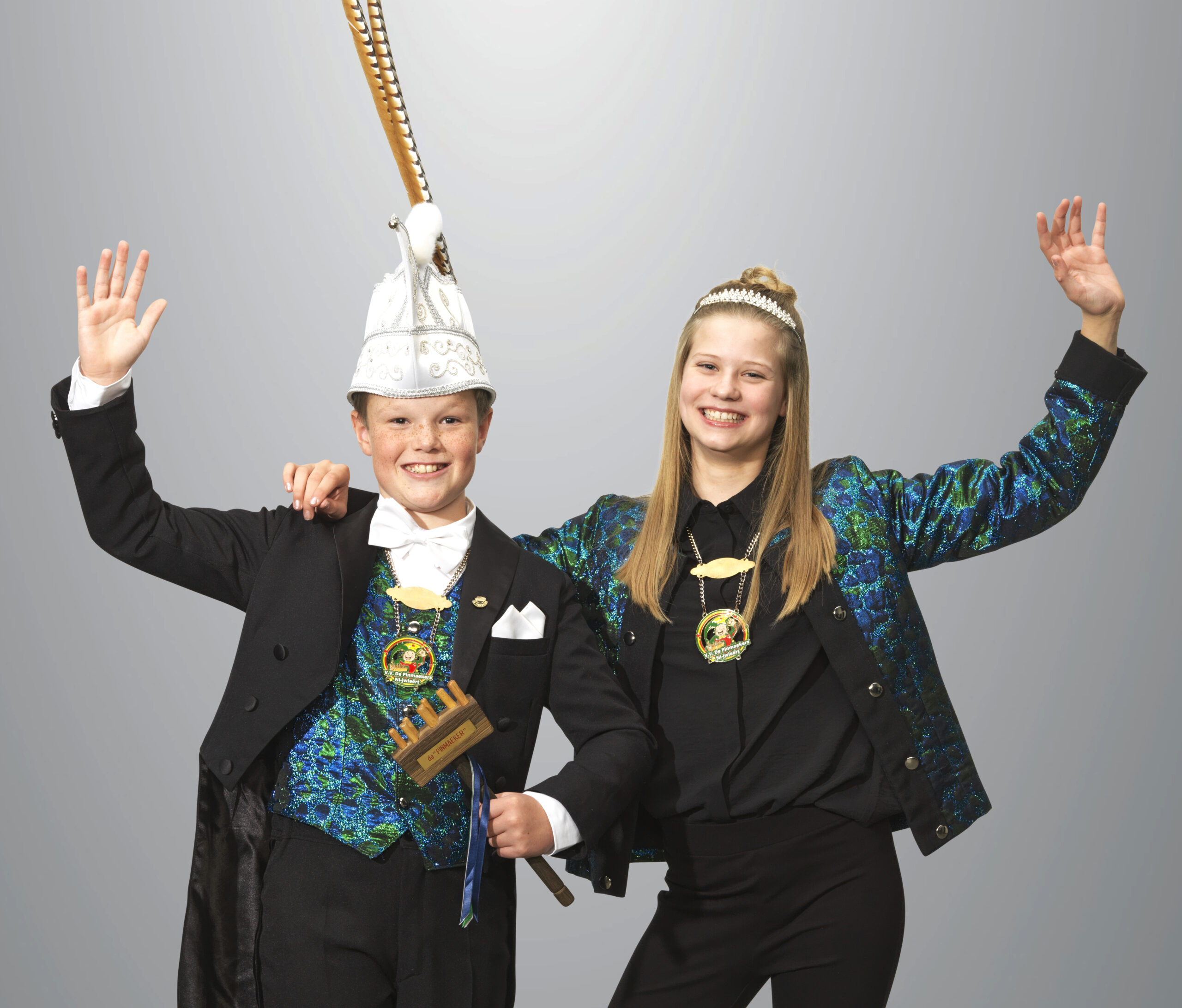 jeugdprinsenpaar 2026 Nederweert zwaaien pers